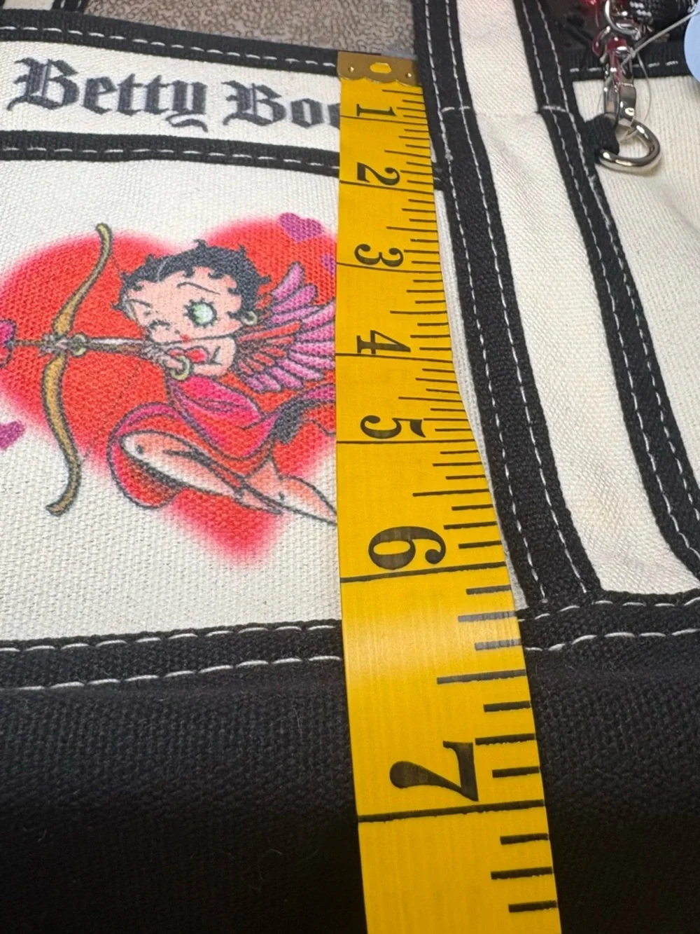 Betty Boop Cream, Black & Red mini Tote with Pom and doggy charm - Picture 8 of 9
